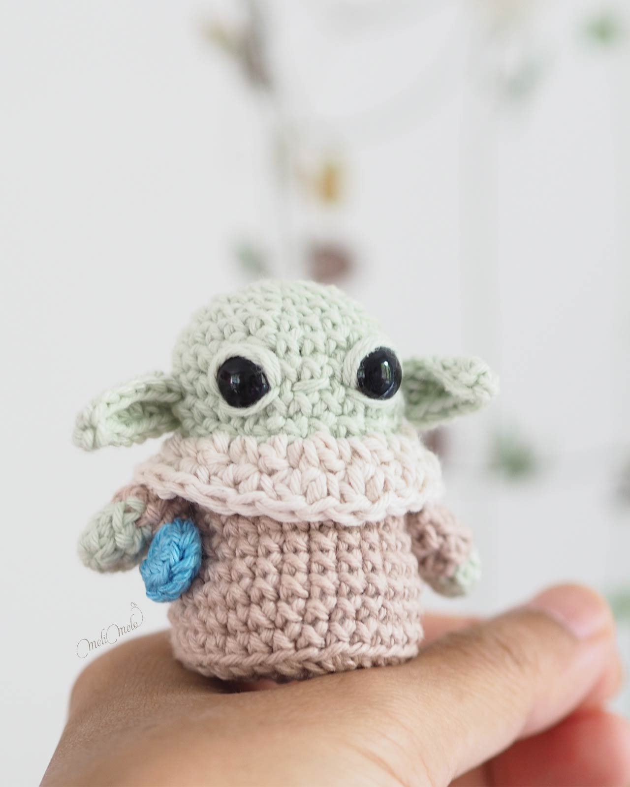 amigurumi-grogu-macarone-crochet-onpoki-pattern-laboutiquedemelimelo