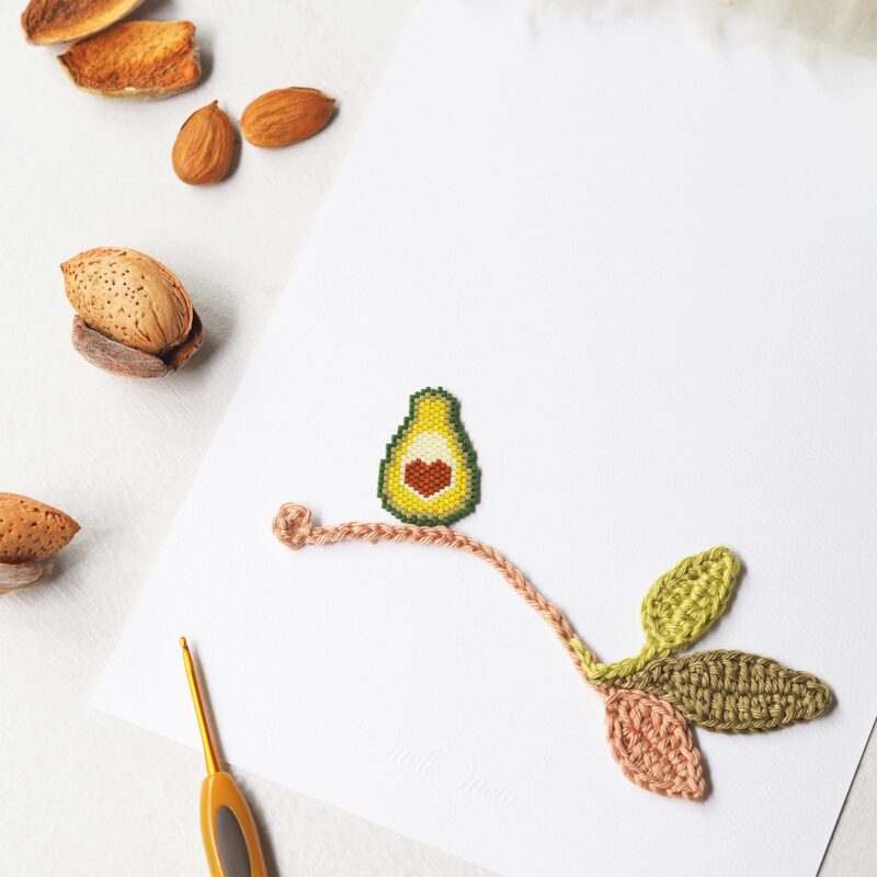 Affiche calligraphiée avocat coeur crochet perles miyuki La Boutique de MeliMelo