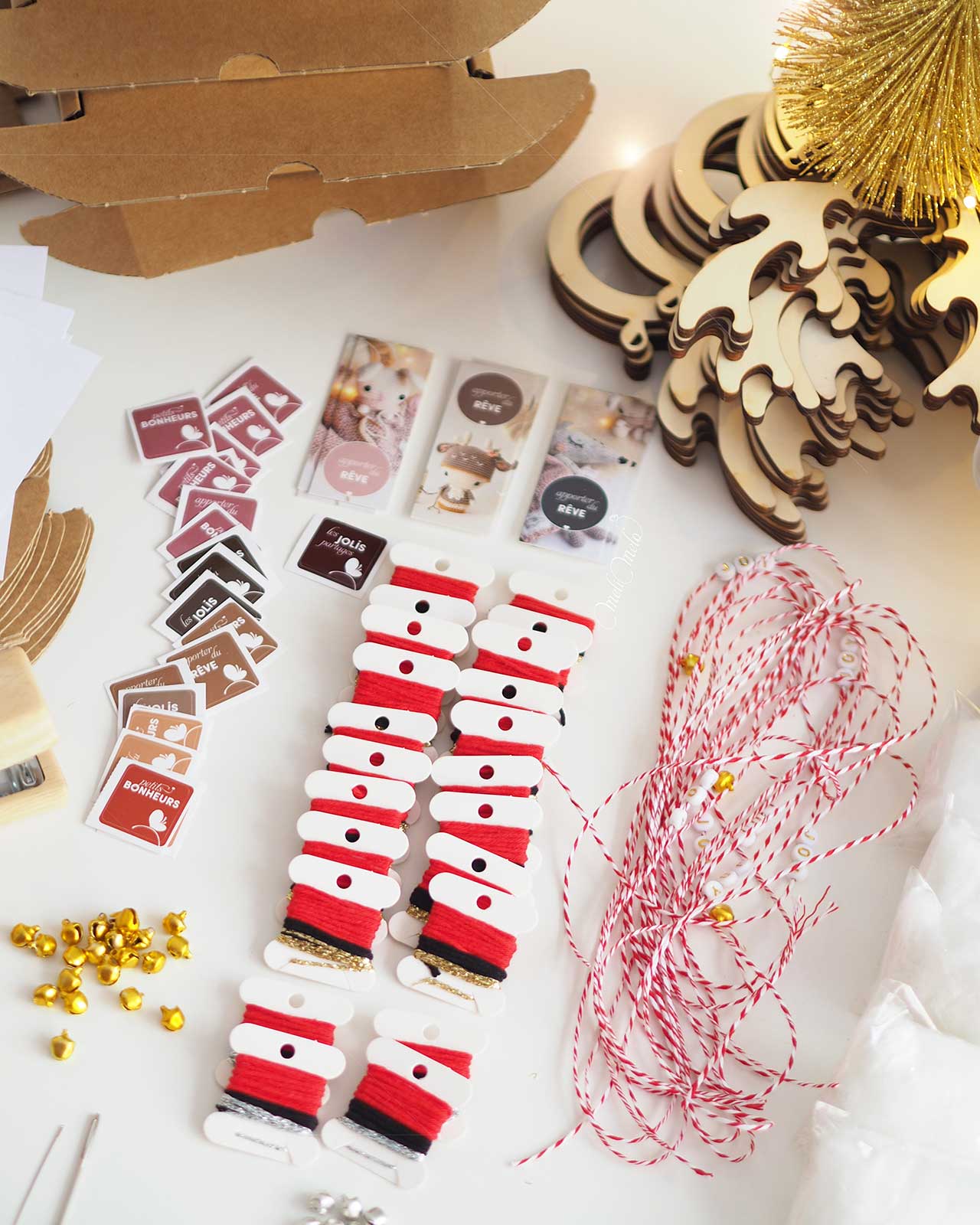 bois-renne-coffret-kit-diy-crochet-roro-deco-noel-cartonette-sticker-laboutiquedemelimelo