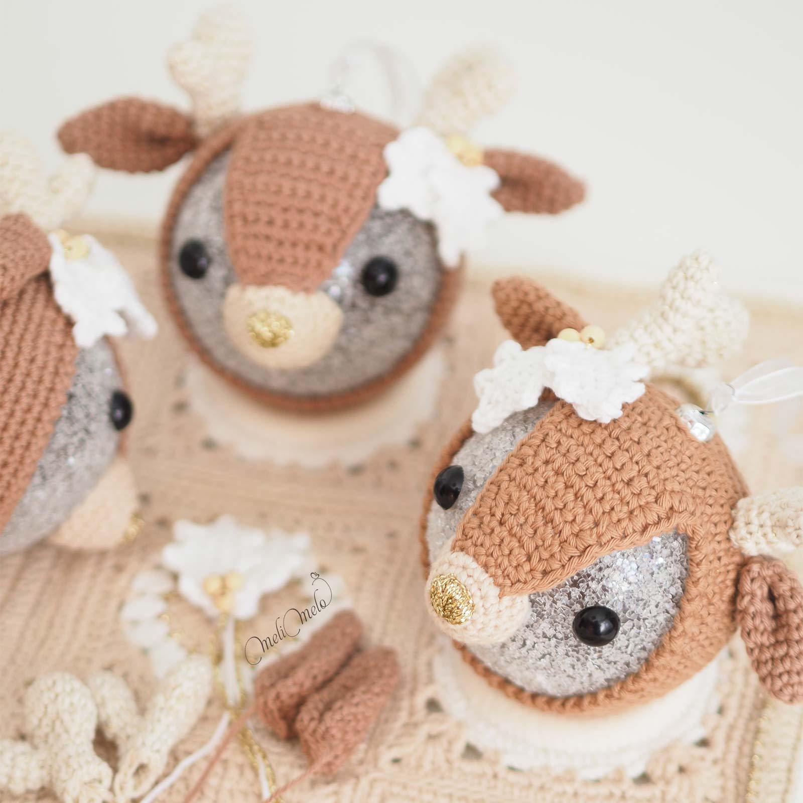 boule-noel-fait-main-crochet-renne-milly-houx-laboutiquedemelimelo