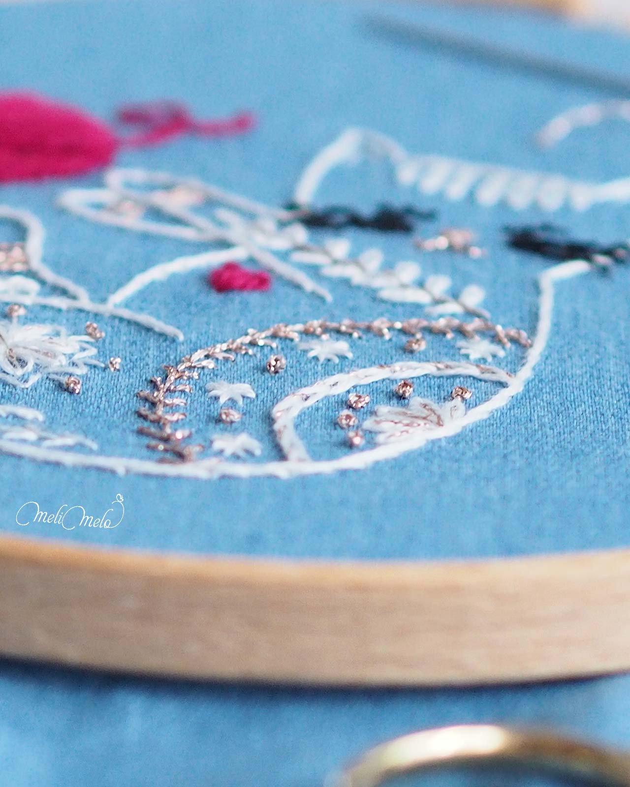 broderie-chat-zen-metallise-tresse-auverasoie-cuivre-laboutiquedemelimelo