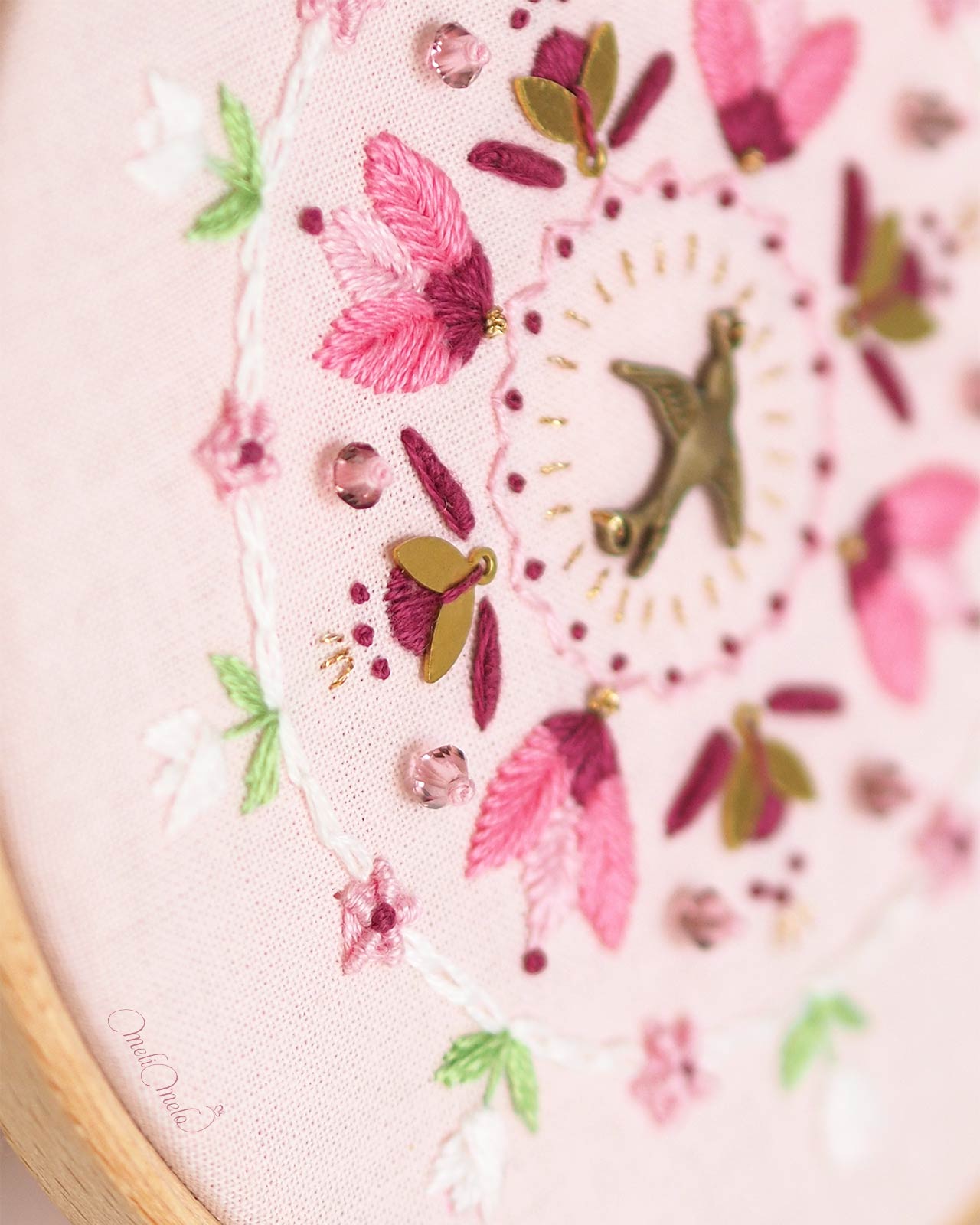 broderie-mandala-bourgeons-laboutiquedemelimelo