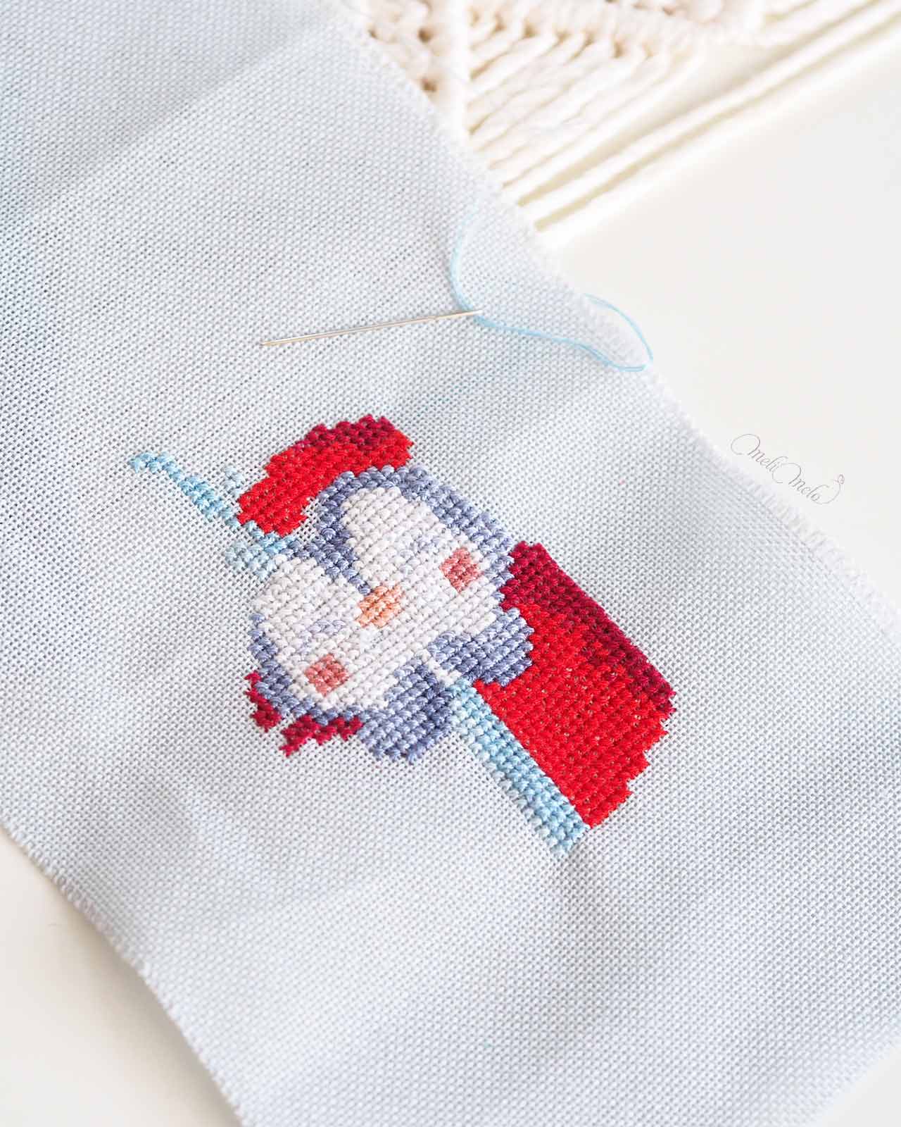 broderie-point-croix-pingouin-encours-mouline-coton-toile-etamine-28ct-dmc-bleu-168-laboutiquedemelimelo