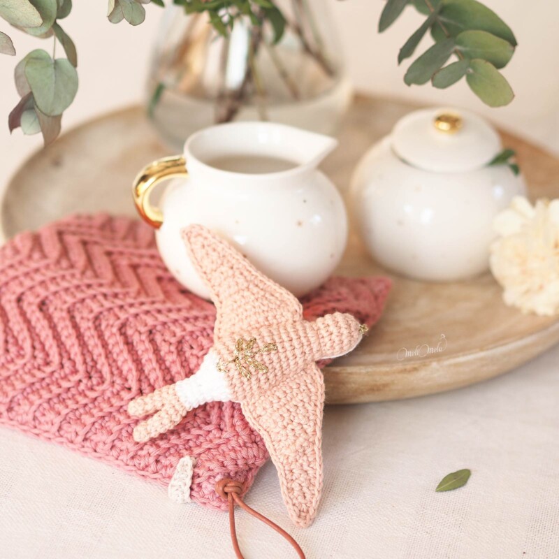 par Méli @laboutiquedemelimelo hirondelle-crochet-coton-ricorumi-printemps-laboutiquedemelimelo