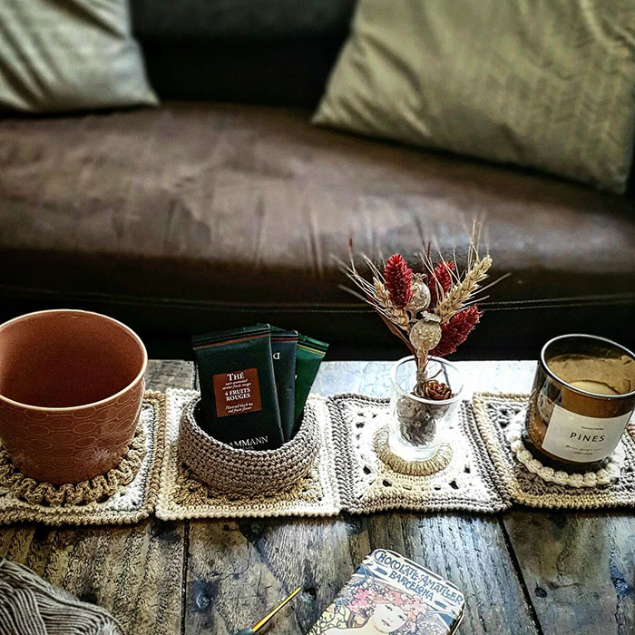 carre-bo-granny-chemin-table
