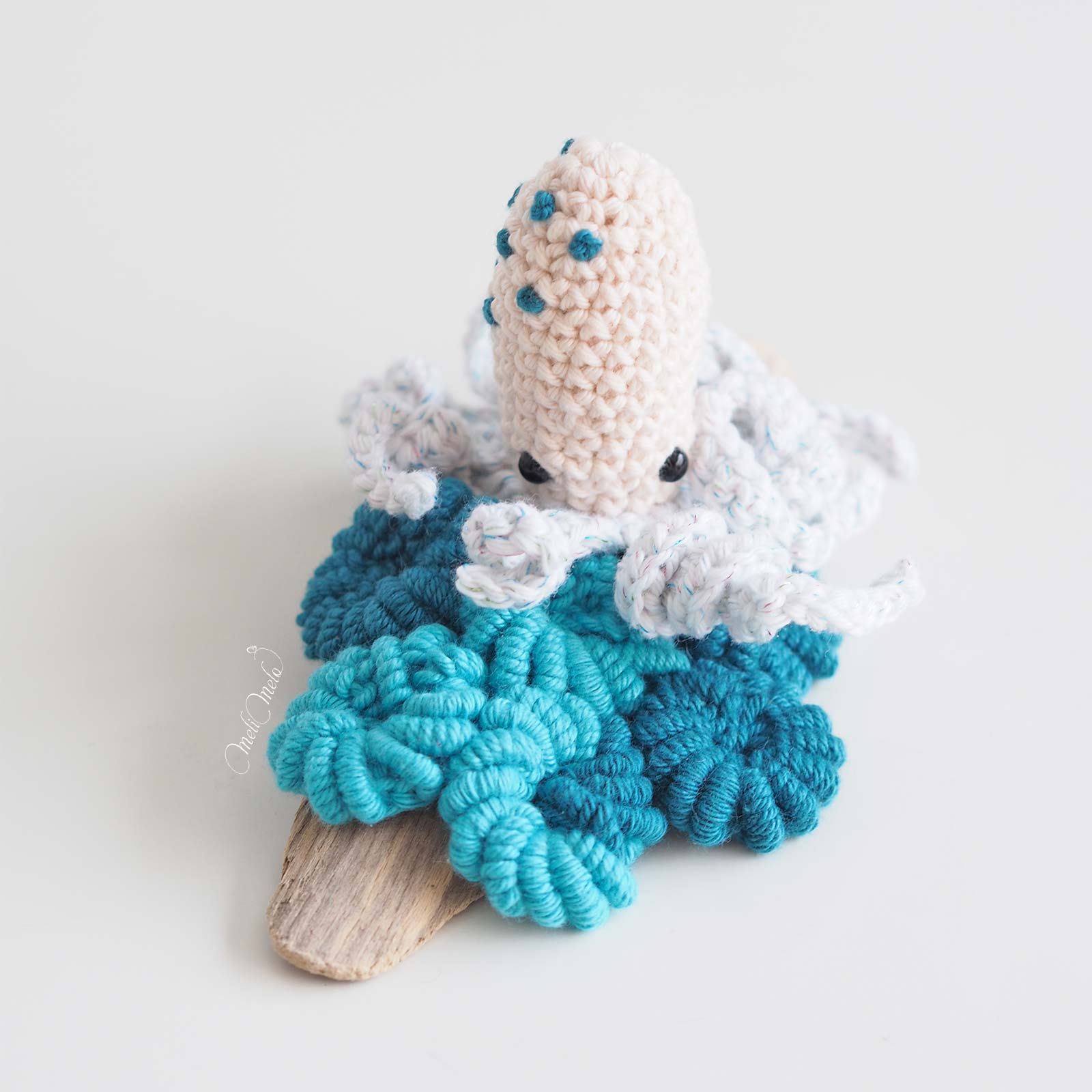 corail-bleu-poulpe-bois-flotte-crochet-amigurumi-laboutiquedemelimelo