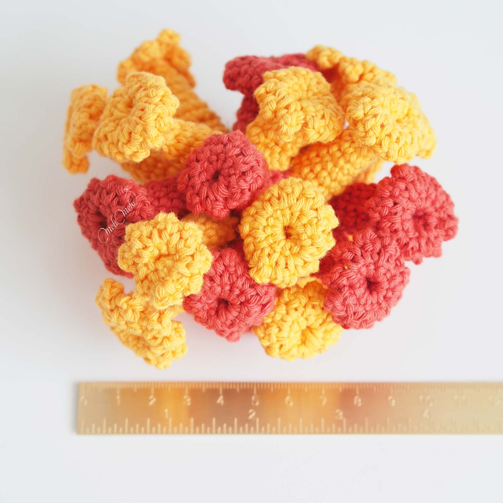 corail-marguerite-goniopora-fleur-orange-crochet-laboutiquedemelimelo