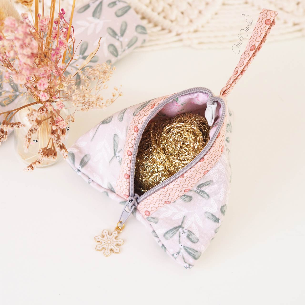couture-trousse-berlingot-pelote-lame-ricorumi-or-laboutiquedemelimelo