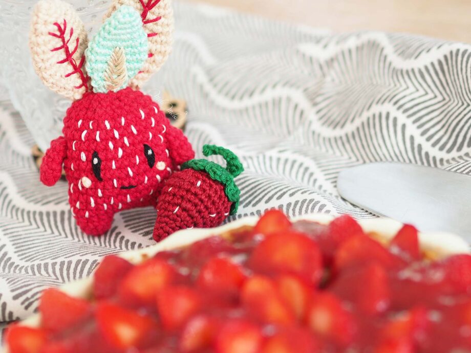 crochet-amigurumi-mandragore-fraise-gourmandise-laboutiquedemelimelo