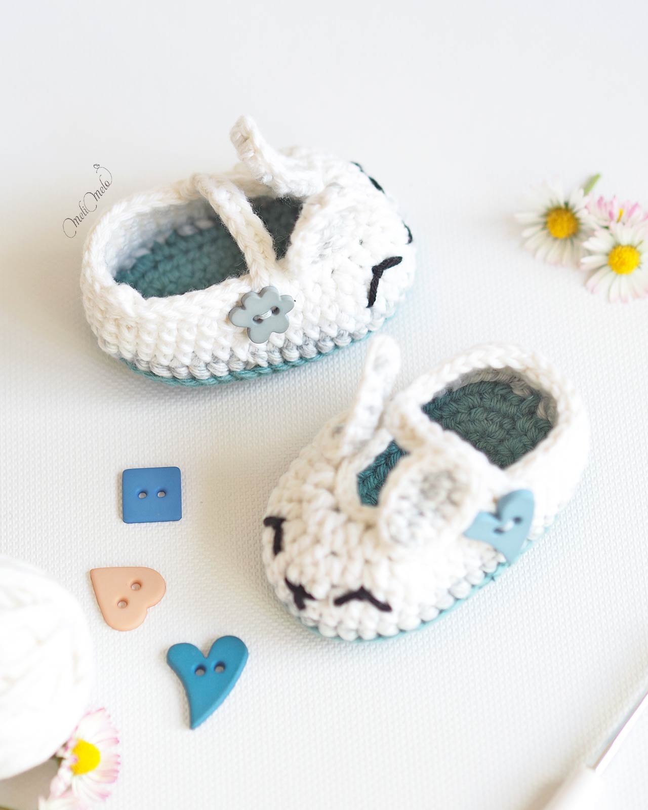 crochet-chausson-bebe-lapin-ricorumi-coton-laboutiquedemelimelo