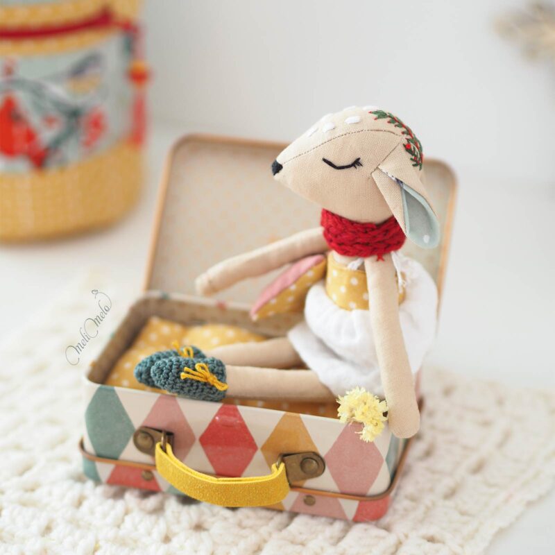 crochet-couture-jolie-biche-valise-maileg-poesie-fait-main-laboutiquedemelimelo