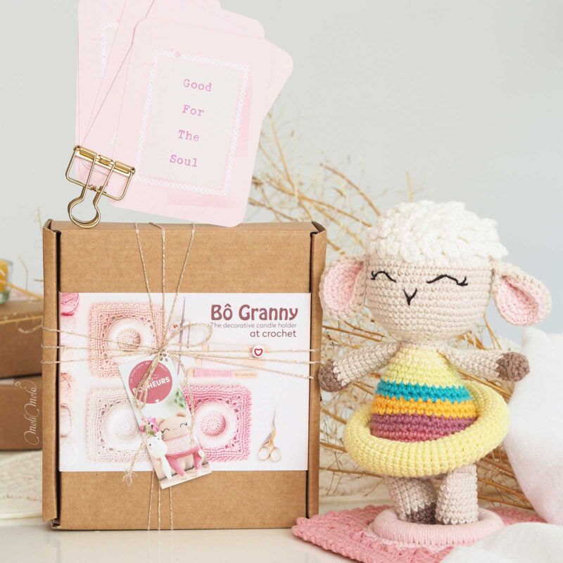 crochet-diy-kit-bo-granny-square-ricorumi-rosalie-sheep-laboutiquedemelimelo