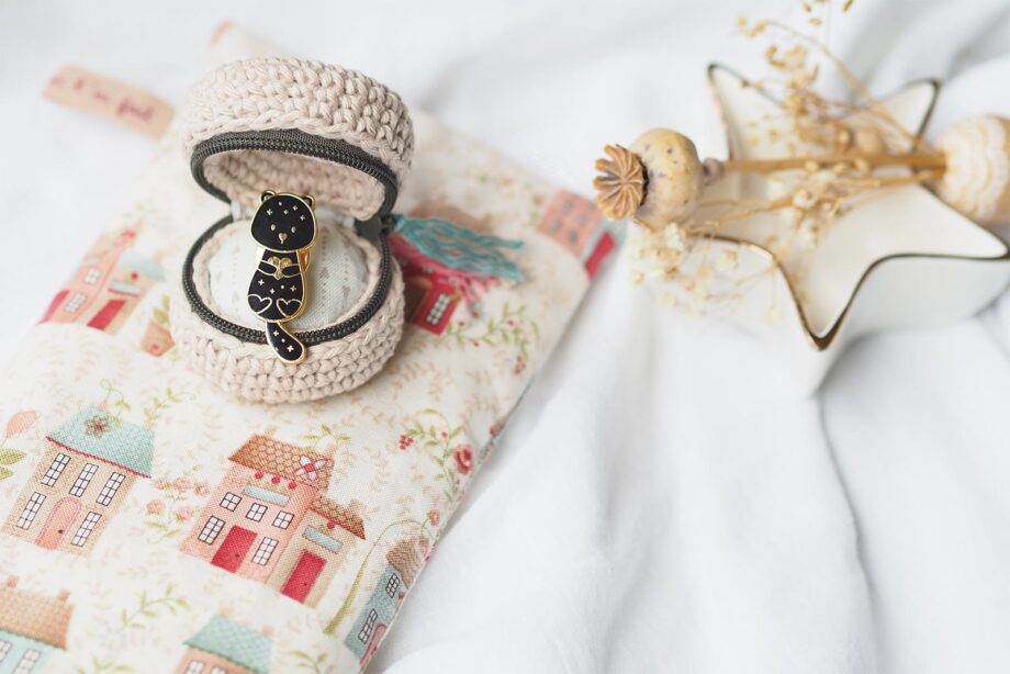crochet écrin chouettekit loutre Marion Blanc @paulinacholeva Boutique MeliMelo