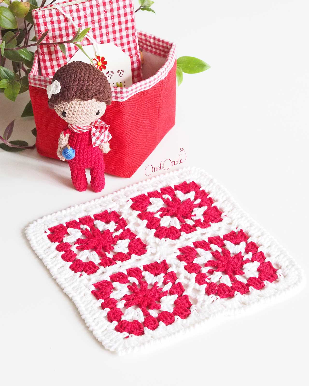 crochet-granny-tapis-table-rouge-blanc-ondori-laboutiquedemelimelo