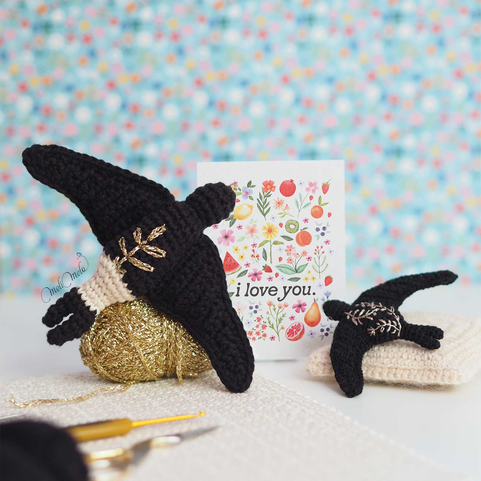 crochet-hirondelle-2-tailles-laboutiquedemelimelo