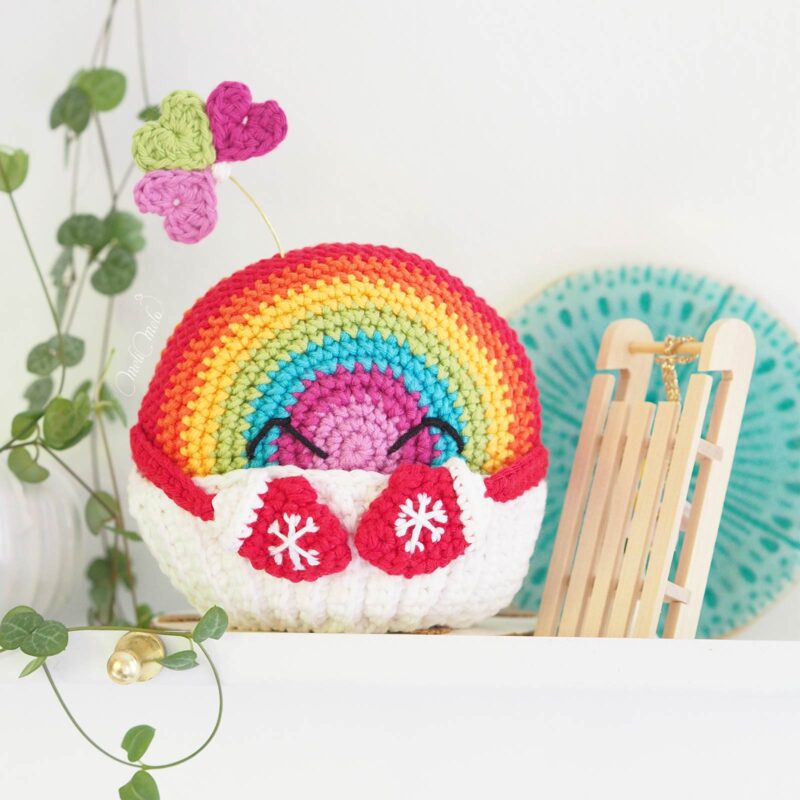 crochet-iris-arc-en-ciel-frileux-moufle-houpette-coeur-laboutiquedemelimelo