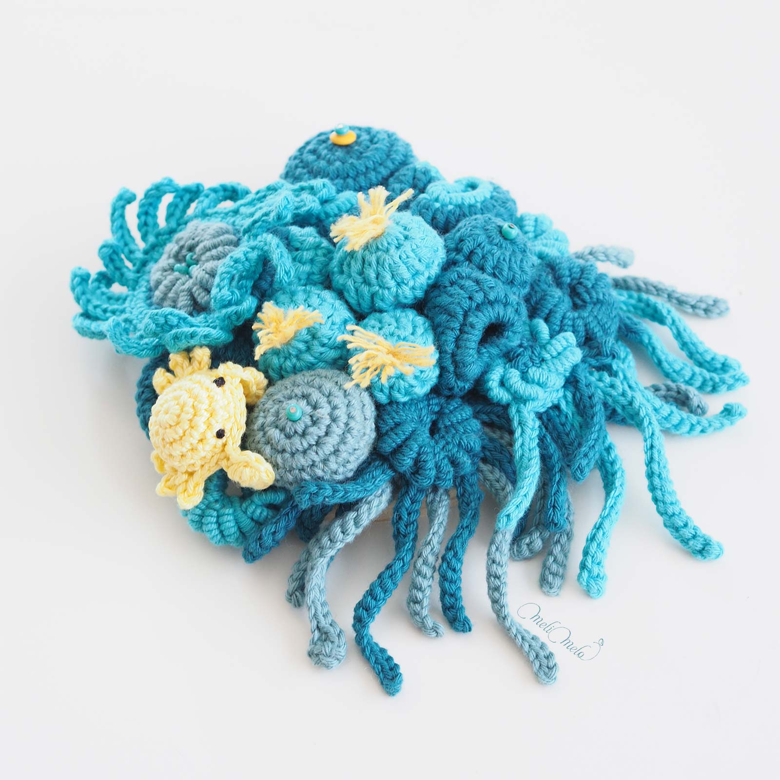 crochet-ocean-recif-corail-bleu-indo-pacifique-laboutiquedemelimelo