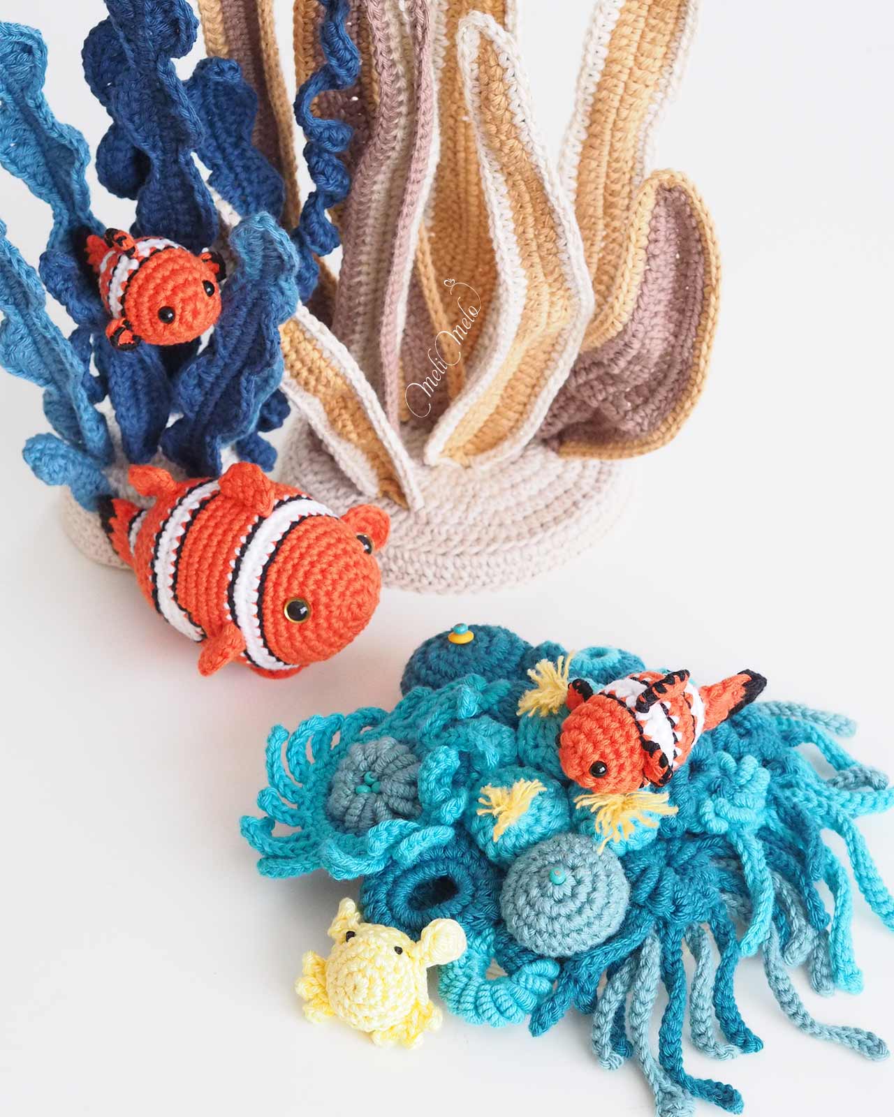 crochet-poisson-clown-crabe-corail-algue-fishclown-amigurumi-aquarium-deco-laboutiquedemelimelo
