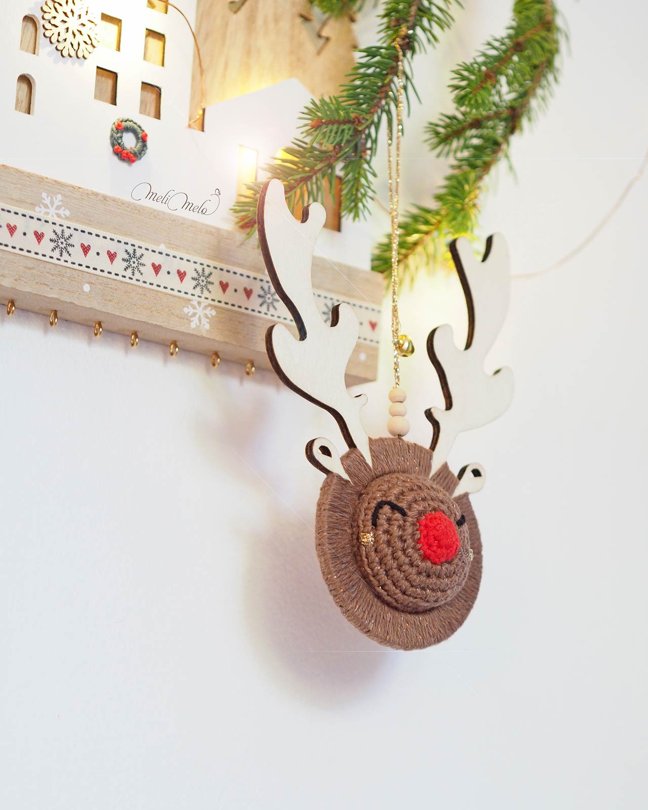 deco-suspension-noel-roro-renne-crochet-bois-laboutiquedemelimelo