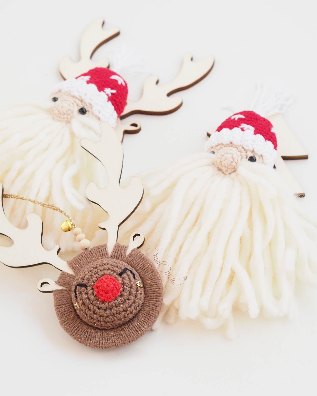 encours-deco-crochet-roro-renne-pere-noel-bois-laboutiquedemelimelo