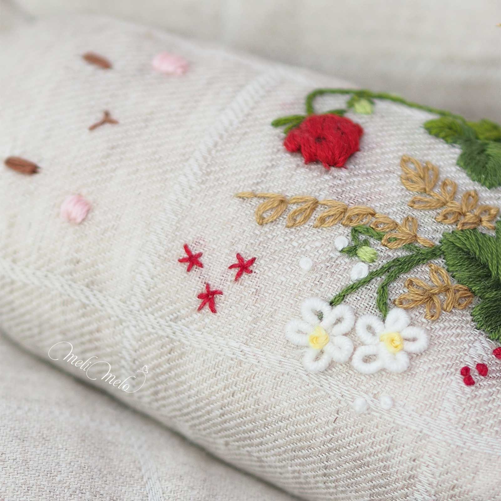 fraisier-doudou-lapin-broderie-lin-lave-bio-laboutiquedemelimelo