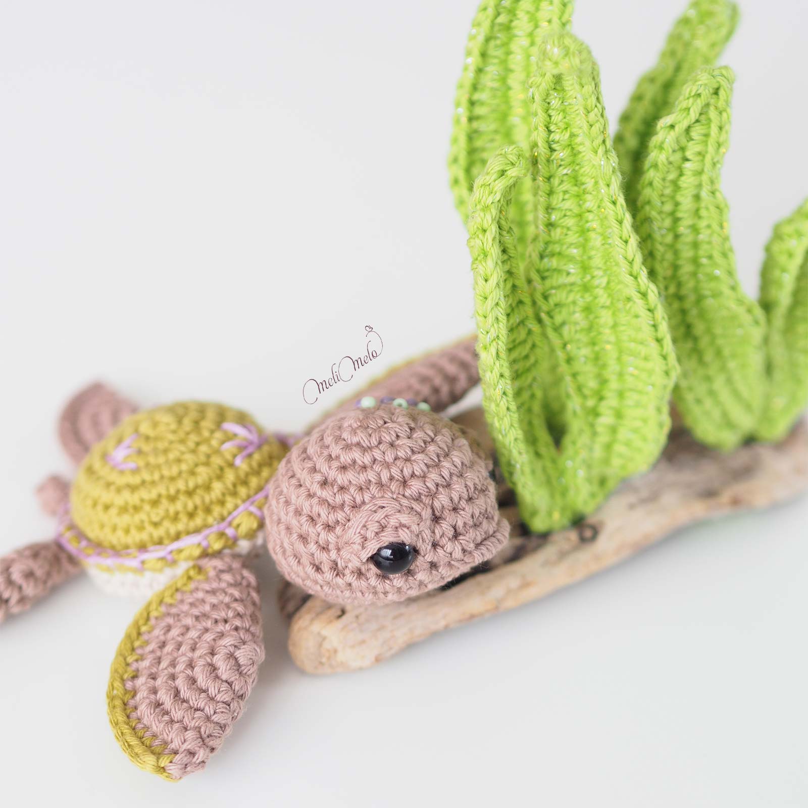 green-turtle-coton-ricorumi-crochet-broderie-amigurumi-deco-aquarium-laboutiquedemelimelo