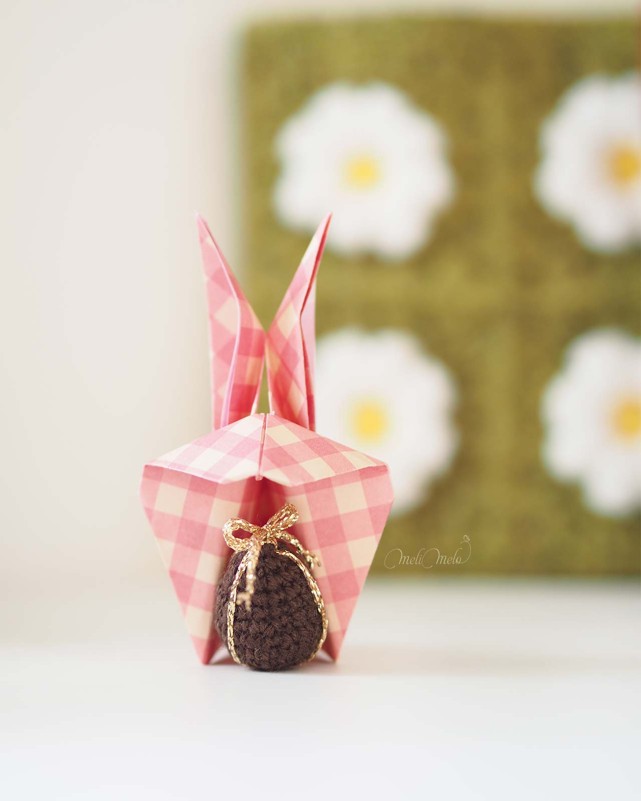 lapin-origami-papier-vichy-oeuf-chocolat-crochet-laboutiquedemelimelo