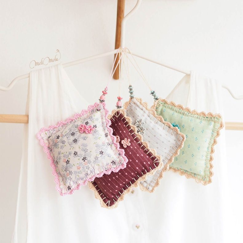 lavande-provence-coussin-sent-bon-broderie-fleur-crochet-laboutiquedemelimelo