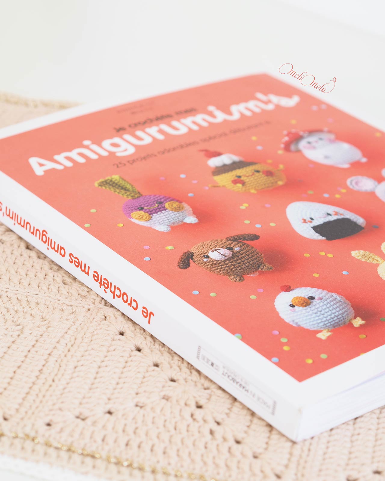 livre-crochet-je-crochete-mes-amigurumims-annick-ly-apily-marabout-laboutiquedemelimelo