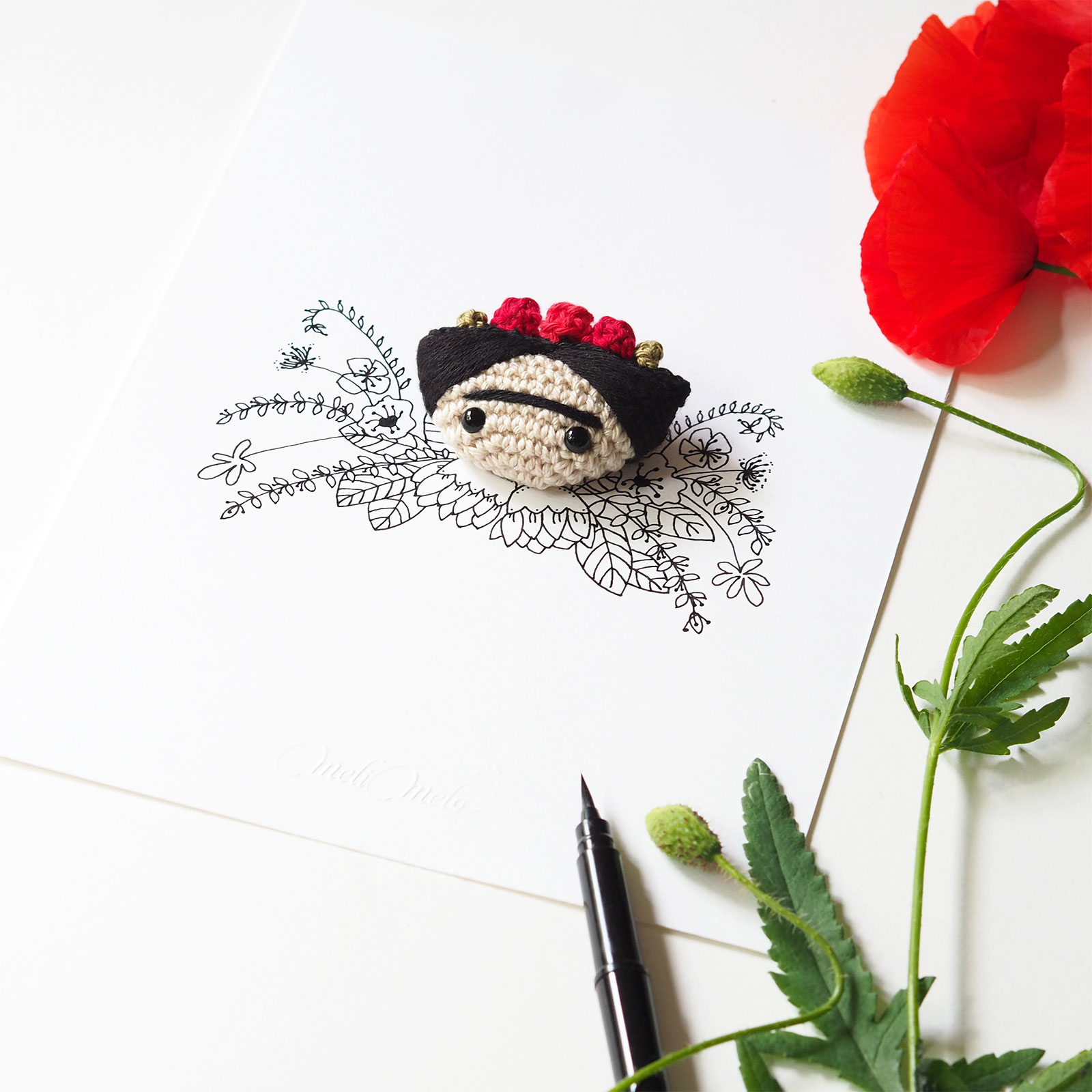 MeliMelo illustration ink drawing crochet Frida Kahlo couronne fleurs coquelicot laboutiquedemelimelo