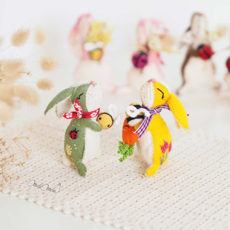 mini-lapin-vert-jaune-printemps-feutrine-broderie-fait-main-laboutiquedemelimelo
