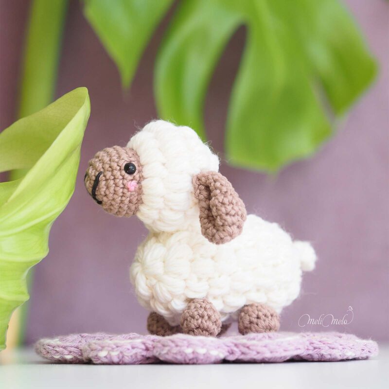 mouton-crochet-amigurumi-fait-main-laine-alpaga-coton-laboutiquedemelimelo