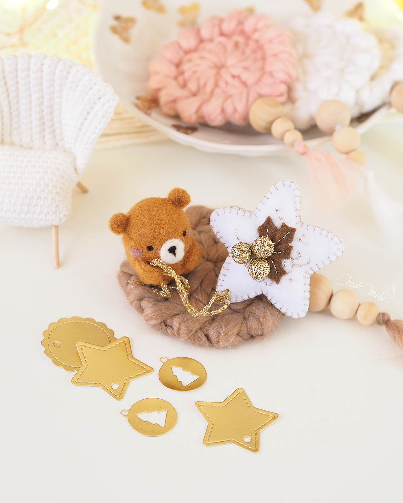 ourson-laine-feutree-aiguille-etoile-feutrine-houx-broderie-calendrier-avent-laboutiquedemelimelo