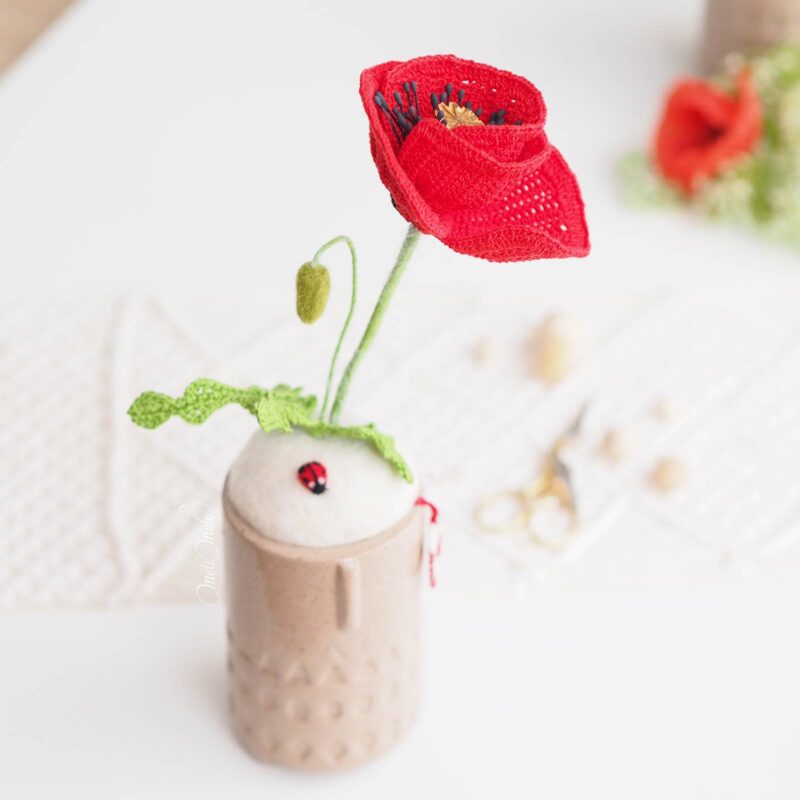 pique-aiguilles-coquelicot-coccinelle-laine-feutree-crochet-laboutiquedemelimelo