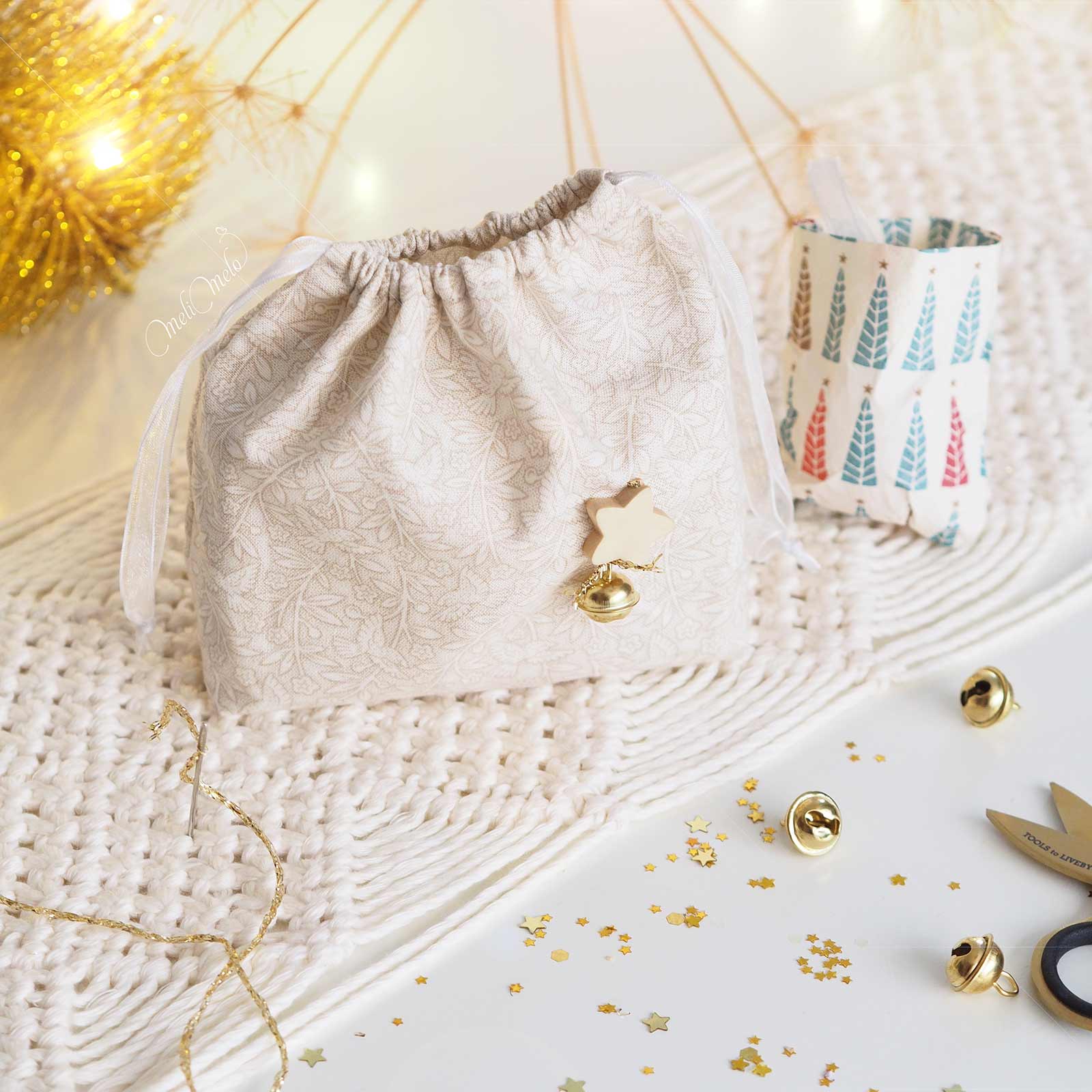 pochon-surprise-noel-cadeau-extrait-cases-avent-2024-ambiance-tons-naturels-laboutiquedemelimelo