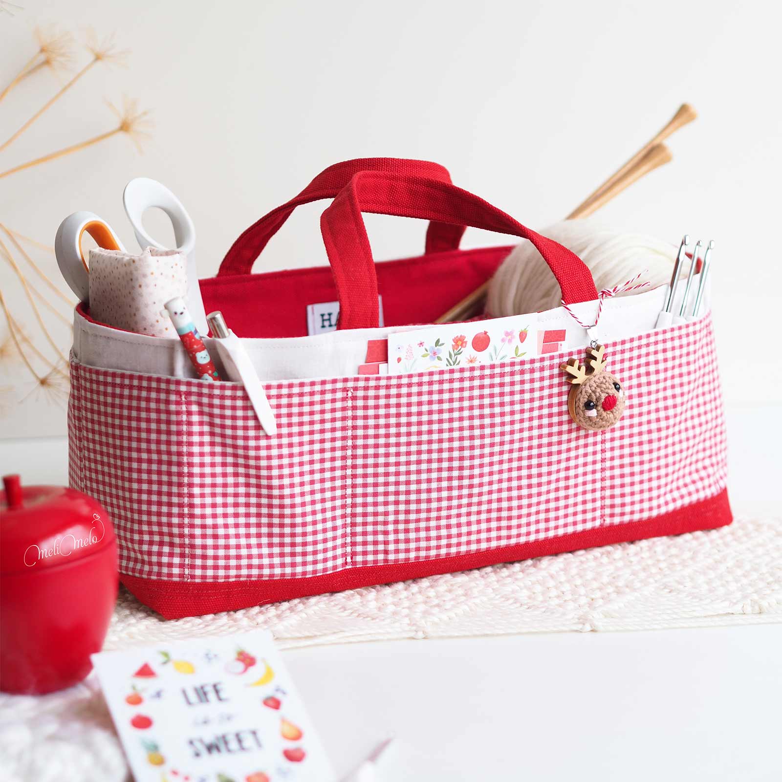 sac-rangement-vichy-rouge-couture-diy-projet-creatif-laboutiquedemelimelo