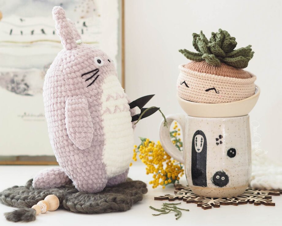 totoro-sans-visage-succulente-amigurumis-crochet-laboutiquedemelimelo